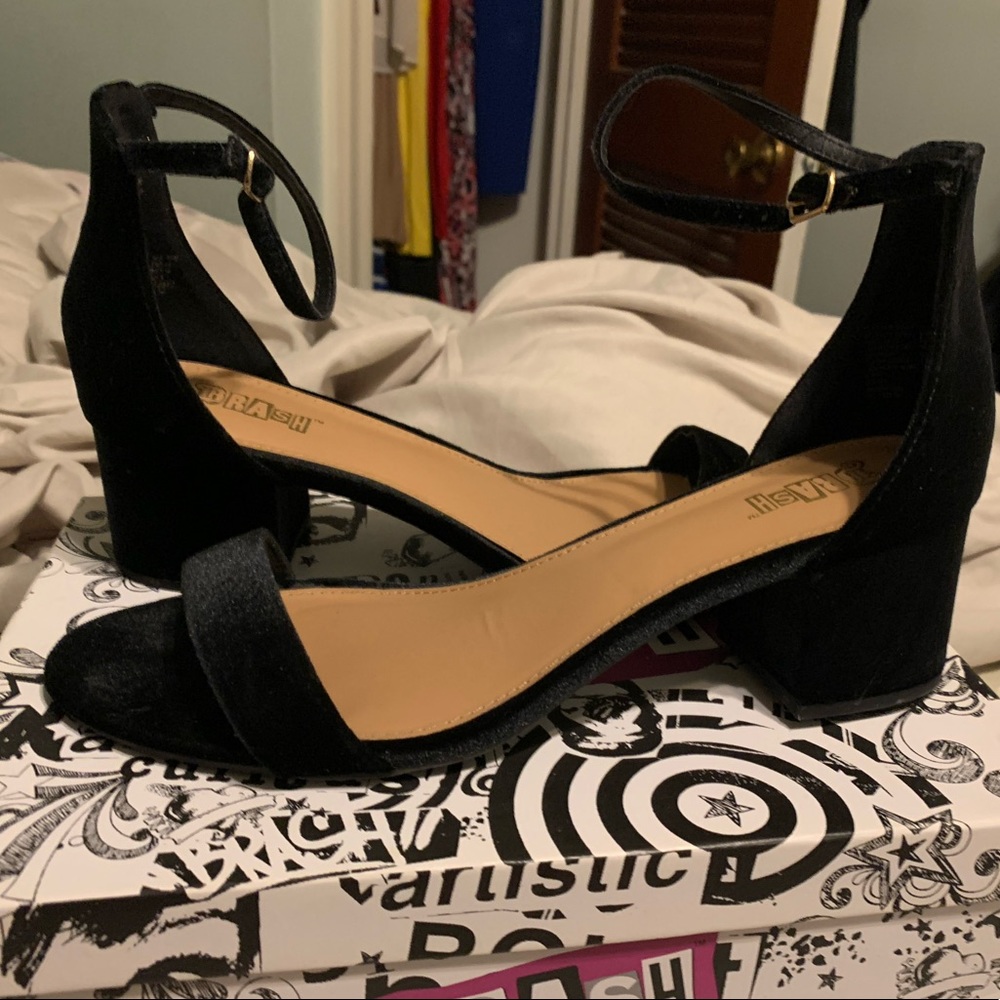 Black strap block heel